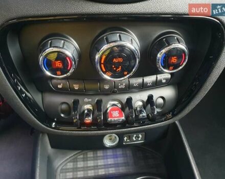 Коричневий Міні Клубмен, об'ємом двигуна 2 л та пробігом 85 тис. км за 16999 $, фото 53 на Automoto.ua