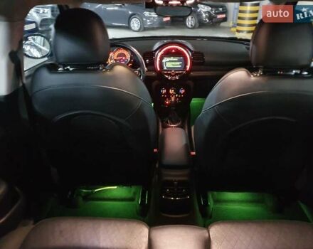 Коричневий Міні Клубмен, об'ємом двигуна 2 л та пробігом 85 тис. км за 16999 $, фото 81 на Automoto.ua