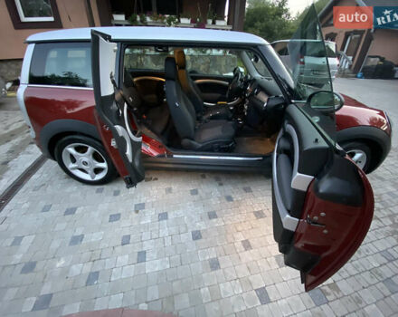 Красный Мини Клабмен, объемом двигателя 1.6 л и пробегом 230 тыс. км за 5600 $, фото 23 на Automoto.ua