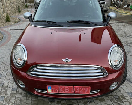 Красный Мини Клабмен, объемом двигателя 1.6 л и пробегом 230 тыс. км за 5600 $, фото 3 на Automoto.ua