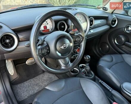 Червоний Міні Клубмен, об'ємом двигуна 1.6 л та пробігом 154 тис. км за 9200 $, фото 45 на Automoto.ua