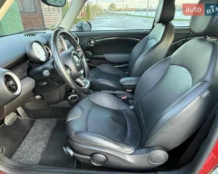 Червоний Міні Клубмен, об'ємом двигуна 1.6 л та пробігом 154 тис. км за 9200 $, фото 40 на Automoto.ua