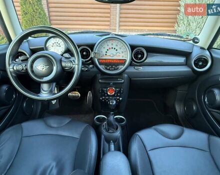 Червоний Міні Клубмен, об'ємом двигуна 1.6 л та пробігом 154 тис. км за 9200 $, фото 62 на Automoto.ua