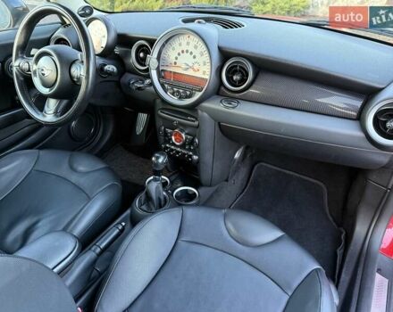 Червоний Міні Клубмен, об'ємом двигуна 1.6 л та пробігом 154 тис. км за 9200 $, фото 56 на Automoto.ua