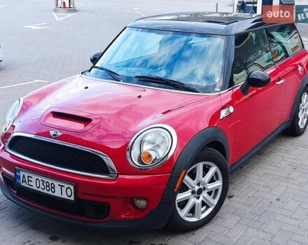 Міні Клубмен 2011 у Дніпро (Дніпропетровську) на Automoto.ua Червоний Міні Клубмен, об'ємом двигуна 1.6 л та пробігом 120 тис. км за 6700 $, фото 1 на Automoto.ua