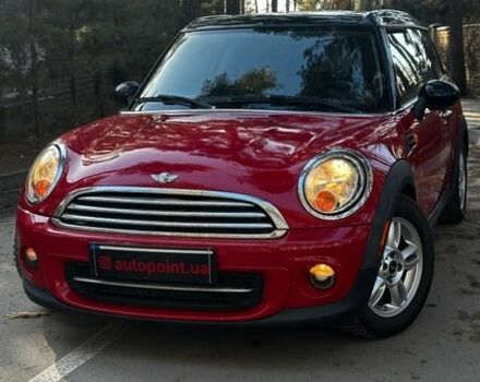 Красный Мини Клабмен, объемом двигателя 1.6 л и пробегом 175 тыс. км за 6700 $, фото 1 на Automoto.ua