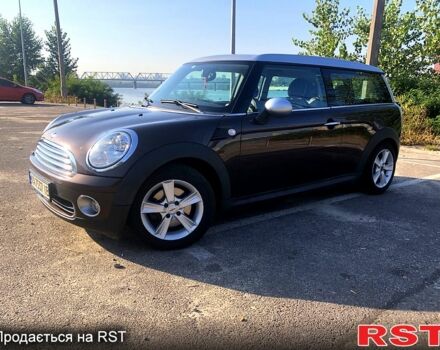 Міні Clubman, об'ємом двигуна 1.6 л та пробігом 160 тис. км за 6500 $, фото 1 на Automoto.ua