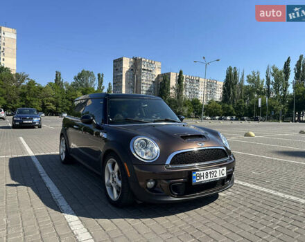Мини Клабмен, объемом двигателя 1.6 л и пробегом 96 тыс. км за 10500 $, фото 3 на Automoto.ua