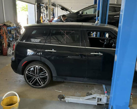 Міні Клубмен, об'ємом двигуна 2 л та пробігом 107 тис. км за 8999 $, фото 1 на Automoto.ua