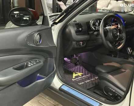 Мини Клабмен, объемом двигателя 2 л и пробегом 70 тыс. км за 20800 $, фото 19 на Automoto.ua
