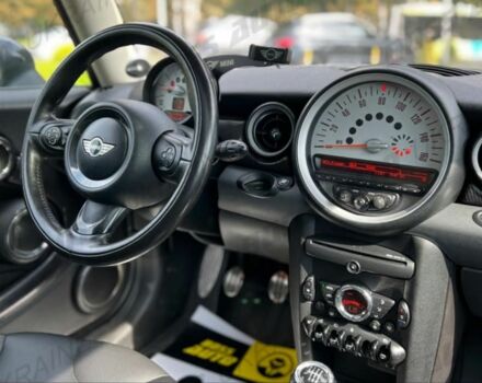 Сірий Міні Клубмен, об'ємом двигуна 1.6 л та пробігом 255 тис. км за 6888 $, фото 10 на Automoto.ua