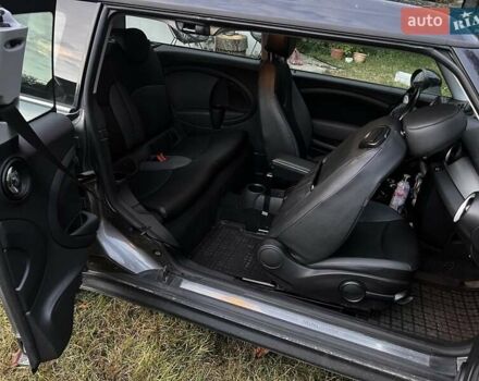 Серый Мини Клабмен, объемом двигателя 1.6 л и пробегом 276 тыс. км за 6250 $, фото 13 на Automoto.ua