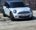 Сірий Міні Клубмен, об'ємом двигуна 1.6 л та пробігом 180 тис. км за 7200 $, фото 1 на Automoto.ua