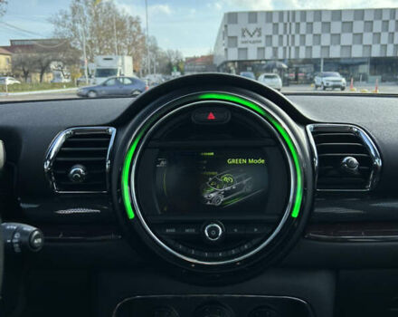 Сірий Міні Клубмен, об'ємом двигуна 2 л та пробігом 90 тис. км за 16200 $, фото 20 на Automoto.ua