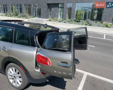 Сірий Міні Клубмен, об'ємом двигуна 1.5 л та пробігом 69 тис. км за 14400 $, фото 7 на Automoto.ua