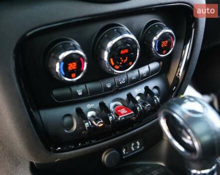 Сірий Міні Клубмен, об'ємом двигуна 1.5 л та пробігом 112 тис. км за 13500 $, фото 19 на Automoto.ua