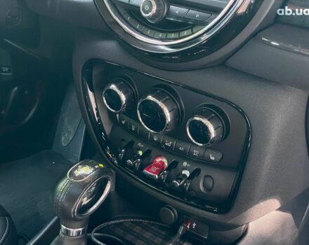 Сірий Міні Клубмен, об'ємом двигуна 1.5 л та пробігом 85 тис. км за 15990 $, фото 18 на Automoto.ua