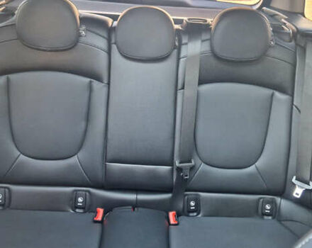 Сірий Міні Клубмен, об'ємом двигуна 2 л та пробігом 170 тис. км за 19900 $, фото 31 на Automoto.ua