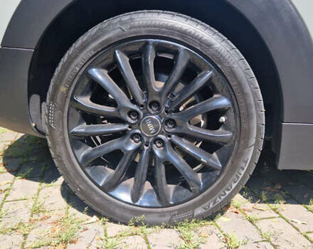 Сірий Міні Клубмен, об'ємом двигуна 2 л та пробігом 170 тис. км за 19900 $, фото 17 на Automoto.ua