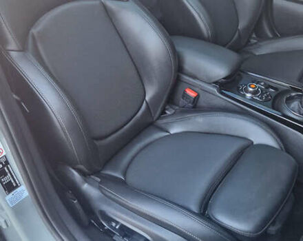 Сірий Міні Клубмен, об'ємом двигуна 2 л та пробігом 170 тис. км за 19900 $, фото 30 на Automoto.ua