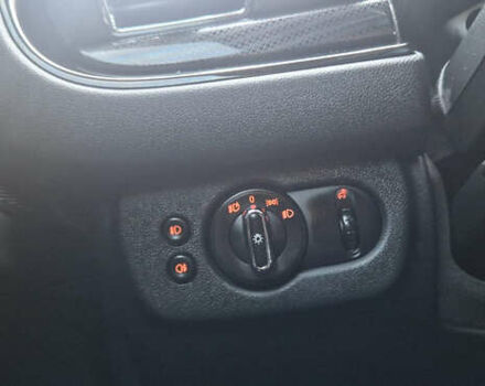 Сірий Міні Клубмен, об'ємом двигуна 2 л та пробігом 170 тис. км за 19900 $, фото 24 на Automoto.ua