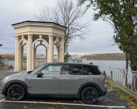 Сірий Міні Клубмен, об'ємом двигуна 1.5 л та пробігом 124 тис. км за 388 $, фото 1 на Automoto.ua