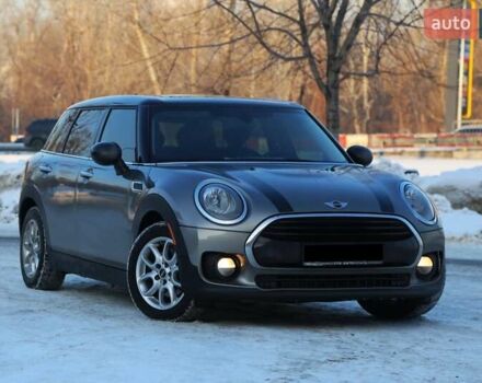 Сірий Міні Клубмен, об'ємом двигуна 1.5 л та пробігом 112 тис. км за 13500 $, фото 1 на Automoto.ua