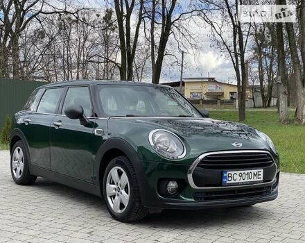 Зелений Міні Clubman, об'ємом двигуна 1.5 л та пробігом 224 тис. км за 14200 $, фото 3 на Automoto.ua