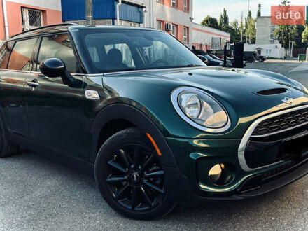 Зелений Міні Клубмен, об'ємом двигуна 2 л та пробігом 153 тис. км за 13900 $, фото 1 на Automoto.ua