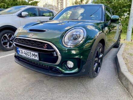 Зелений Міні Clubman, об'ємом двигуна 2 л та пробігом 122 тис. км за 19700 $, фото 1 на Automoto.ua