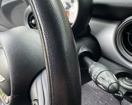 Помаранчевий Міні Клубмен, об'ємом двигуна 1.6 л та пробігом 179 тис. км за 8300 $, фото 23 на Automoto.ua