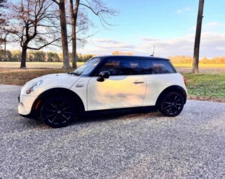 Белый Мини Купер С, объемом двигателя 2 л и пробегом 80 тыс. км за 5000 $, фото 3 на Automoto.ua