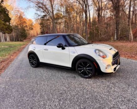 Белый Мини Купер С, объемом двигателя 2 л и пробегом 80 тыс. км за 5000 $, фото 2 на Automoto.ua