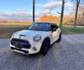 Белый Мини Купер С, объемом двигателя 2 л и пробегом 80 тыс. км за 5000 $, фото 1 на Automoto.ua