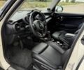 Білий Міні Cooper S, об'ємом двигуна 2 л та пробігом 129 тис. км за 13297 $, фото 12 на Automoto.ua