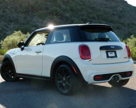 Мини Купер С 2015 в Одессе на Automoto.ua Белый Мини Купер С, объемом двигателя 2 л и пробегом 74 тыс. км за 2900 $, фото 4 на Automoto.ua