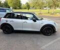Білий Міні Cooper S, об'ємом двигуна 2 л та пробігом 107 тис. км за 3437 $, фото 3 на Automoto.ua