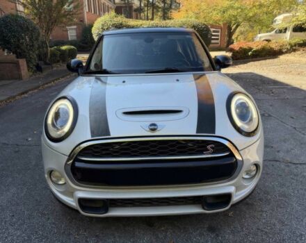 Белый Мини Купер С, объемом двигателя 2 л и пробегом 69 тыс. км за 6100 $, фото 1 на Automoto.ua