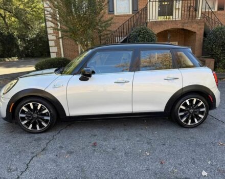 Белый Мини Купер С, объемом двигателя 2 л и пробегом 69 тыс. км за 6100 $, фото 3 на Automoto.ua