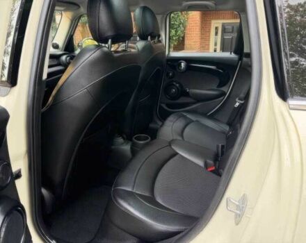 Білий Міні Cooper S, об'ємом двигуна 2 л та пробігом 89 тис. км за 5000 $, фото 9 на Automoto.ua