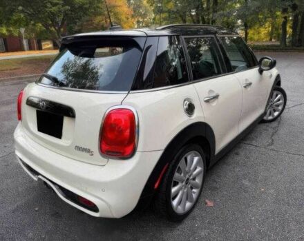 Білий Міні Cooper S, об'ємом двигуна 2 л та пробігом 89 тис. км за 5000 $, фото 3 на Automoto.ua