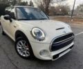 Белый Мини Купер С, объемом двигателя 2 л и пробегом 39 тыс. км за 5000 $, фото 2 на Automoto.ua