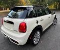 Белый Мини Купер С, объемом двигателя 2 л и пробегом 30 тыс. км за 4300 $, фото 6 на Automoto.ua