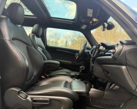 Белый Мини Купер С, объемом двигателя 2 л и пробегом 39 тыс. км за 5000 $, фото 7 на Automoto.ua