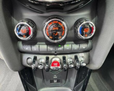 Білий Міні Cooper S, об'ємом двигуна 2 л та пробігом 40 тис. км за 11300 $, фото 19 на Automoto.ua