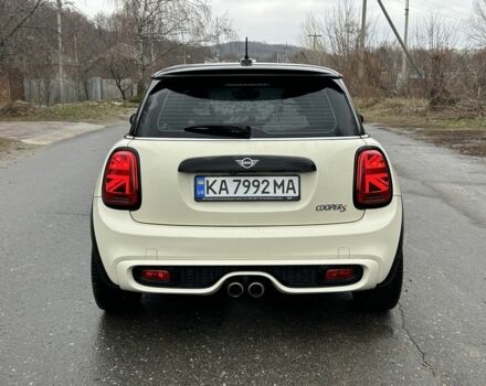 Білий Міні Cooper S, об'ємом двигуна 2 л та пробігом 113 тис. км за 18500 $, фото 6 на Automoto.ua