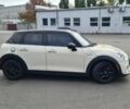 Белый Мини Купер С, объемом двигателя 2 л и пробегом 115 тыс. км за 14990 $, фото 3 на Automoto.ua