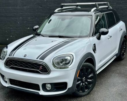 Белый Мини Купер С, объемом двигателя 2 л и пробегом 47 тыс. км за 4100 $, фото 2 на Automoto.ua