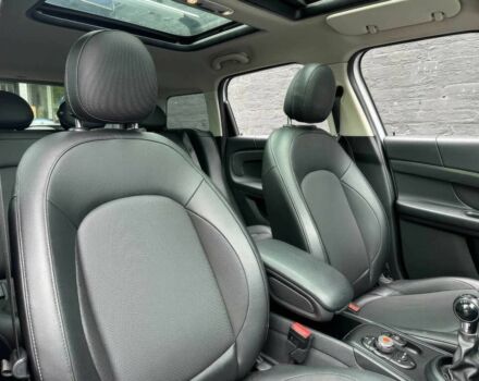 Білий Міні Cooper S, об'ємом двигуна 2 л та пробігом 40 тис. км за 4100 $, фото 10 на Automoto.ua