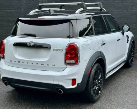 Белый Мини Купер С, объемом двигателя 2 л и пробегом 47 тыс. км за 4100 $, фото 6 на Automoto.ua